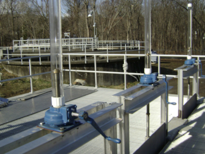Aluminum slide gate image